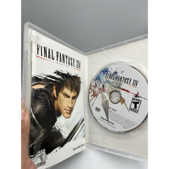 Final Fantasy XIV Online (PC, 2010) Nice Disc! Great Condition, With Map - Picture 3 of 8